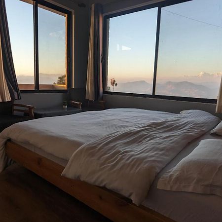 The Buransh Inn Almora Bagian luar foto
