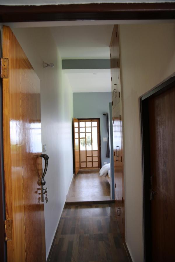 The Buransh Inn Almora Bagian luar foto